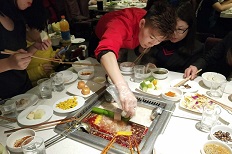 聚力實踐丨用心感受服務,海底撈初體驗 聚力實踐丨用心感受服務,海底撈初體驗